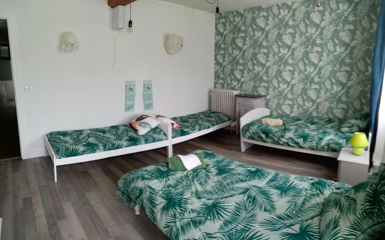 Gite Les 27 Roses Et Plus Châtel-Censoir Eksteriør billede
